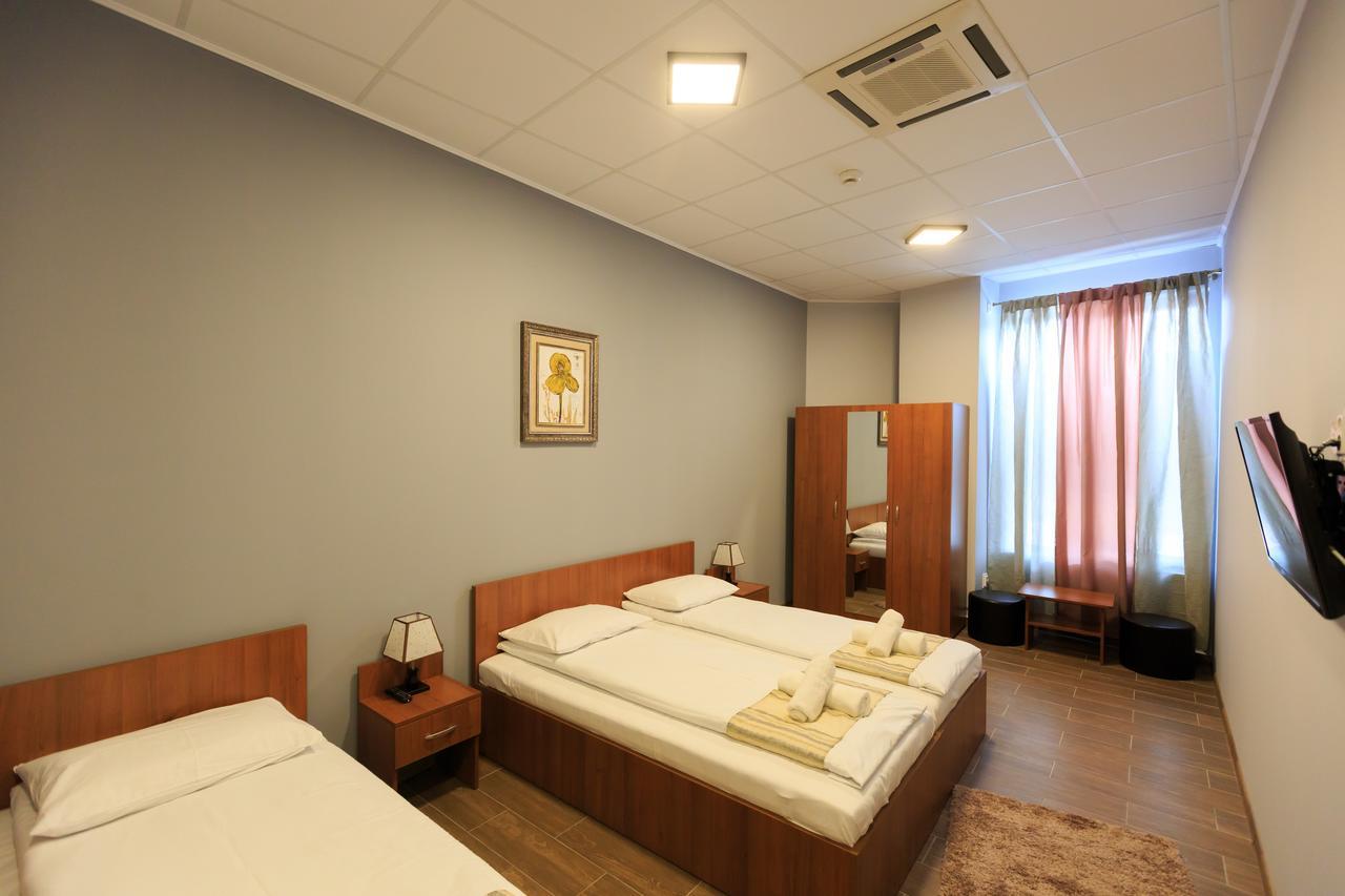 Corner Center Rental Бузэу Экстерьер фото