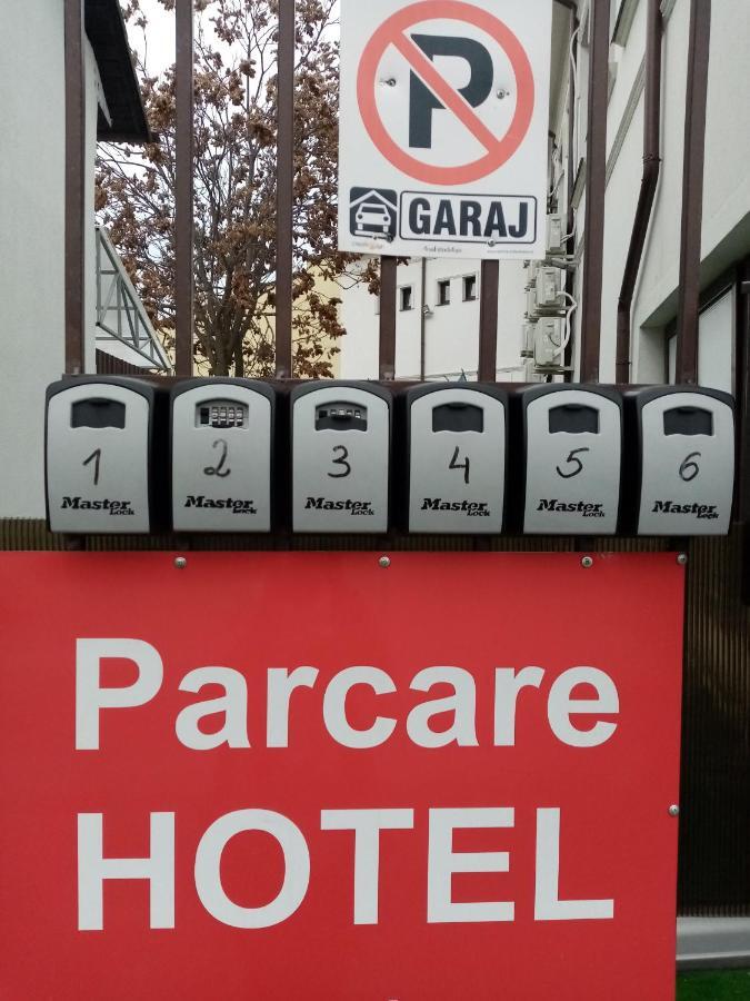 Corner Center Rental Бузэу Экстерьер фото